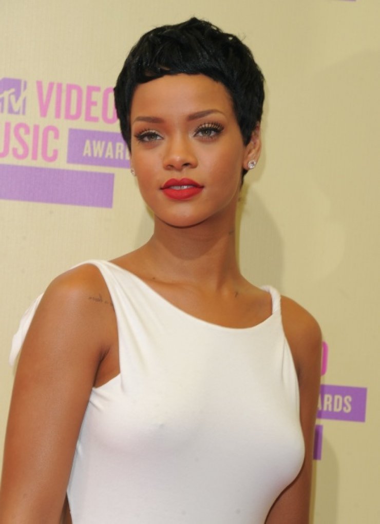 Τι φορέθηκε στα MTV Awards;