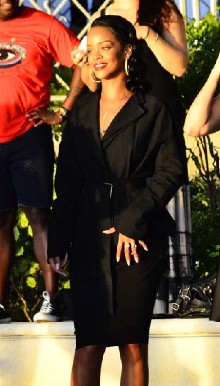 Rihanna: Από τραγουδίστρια…μοντέλο!