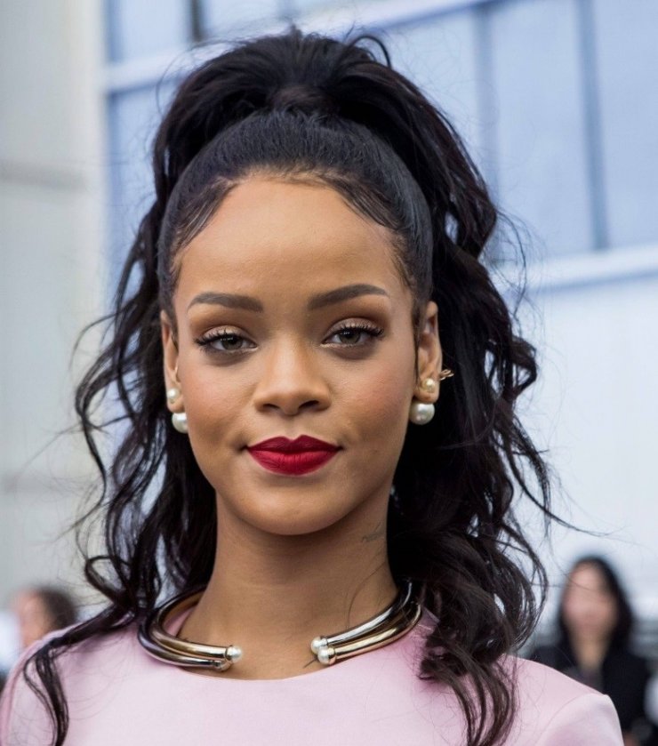 Rihanna: “Δεν έχω χρόνο για έρωτες”