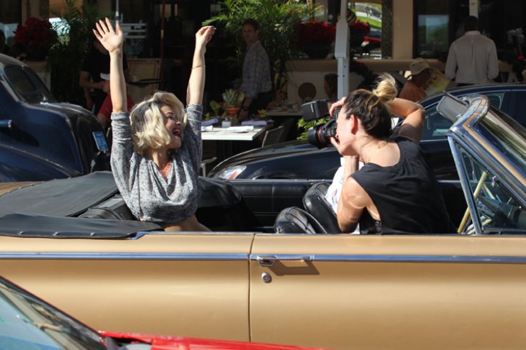 Δείτε την σέξυ φωτογράφηση της Rita Ora 