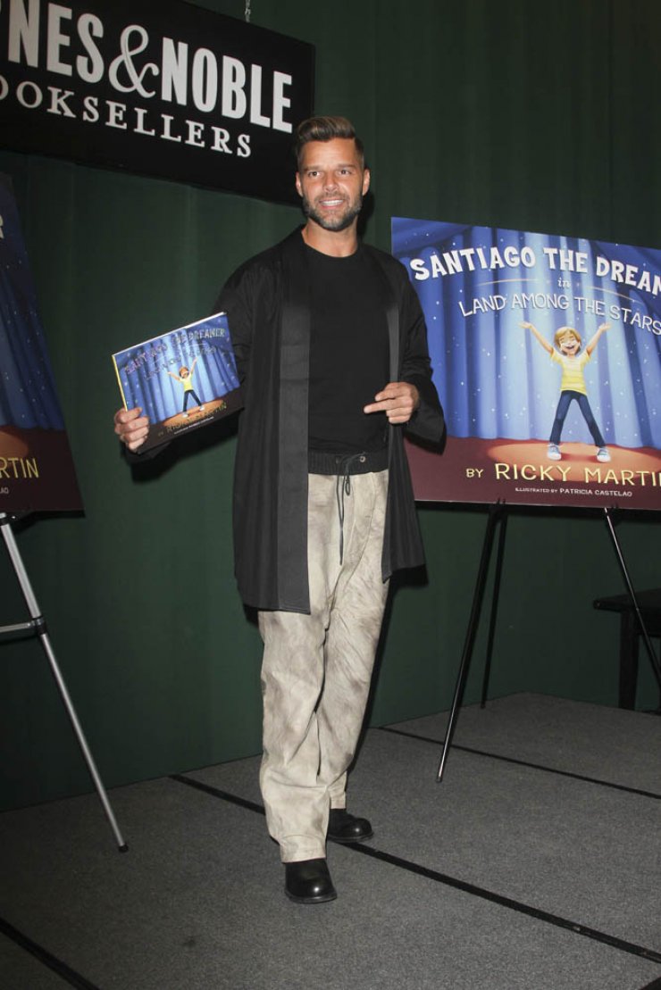 O Ricky Martin έγραψε βιβλίο!