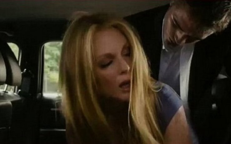 Robert Pattinson και Julianne Moore: Πιάστηκαν στα πράσα, στο πίσω μέρος λιμουζίνας [εικόνα & βίντεο]