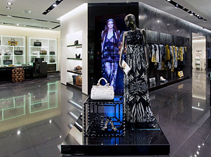 Roberto Cavalli: εγκαινιάζει μπουτίκ στο Χονγκ Κονγκ 
