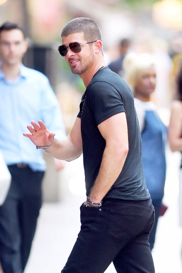 Robin Thicke: Έδωσε στο νέο του album το όνομα της πρώην γυναίκας του 