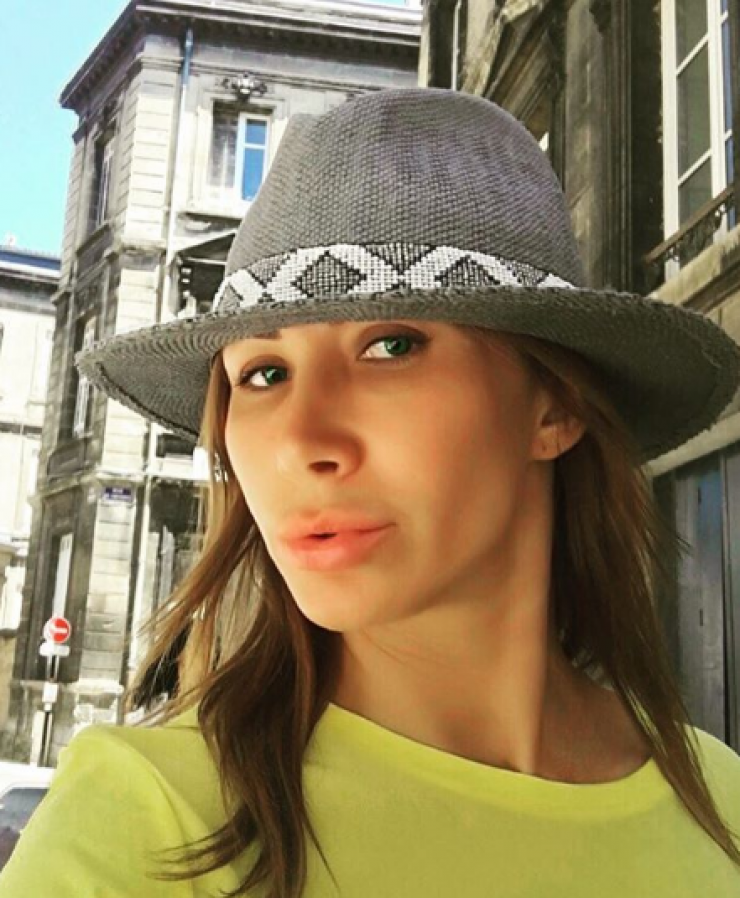 Ροντίκα Καρογιάν: Οι διακοπές της στη Μύκονο!