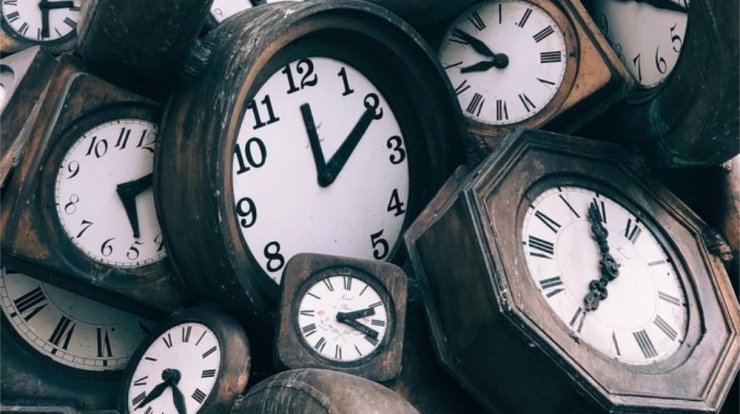 Μάθετε πότε αλλάζει η ώρα σε θερινή 