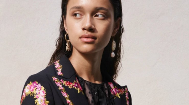 Κομψός ρομαντισμός, πέτυχε τον!