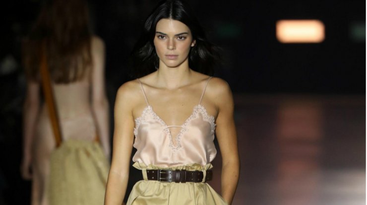 Romantic look: Πώς να πετύχεις ένα ανέμελο ρομαντικό ύφος στις εμφανίσεις σου