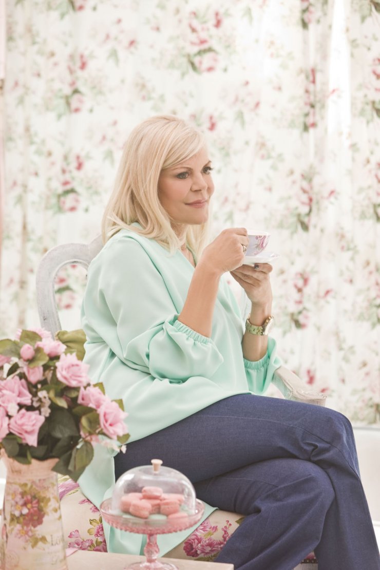 Ρούλα Γεωργιάδου: Μιλάει για την εμπειρία της ως γιαγιά!