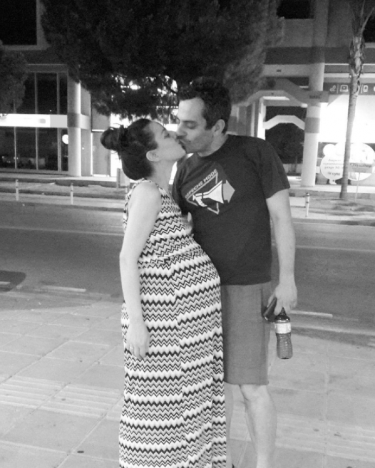 Δεν θα πιστεύετε πως είναι το σώμα της συζύγου του Γιώργου Ρούσσου 25 ημέρες μετά τη γέννηση των διδύμων τους!