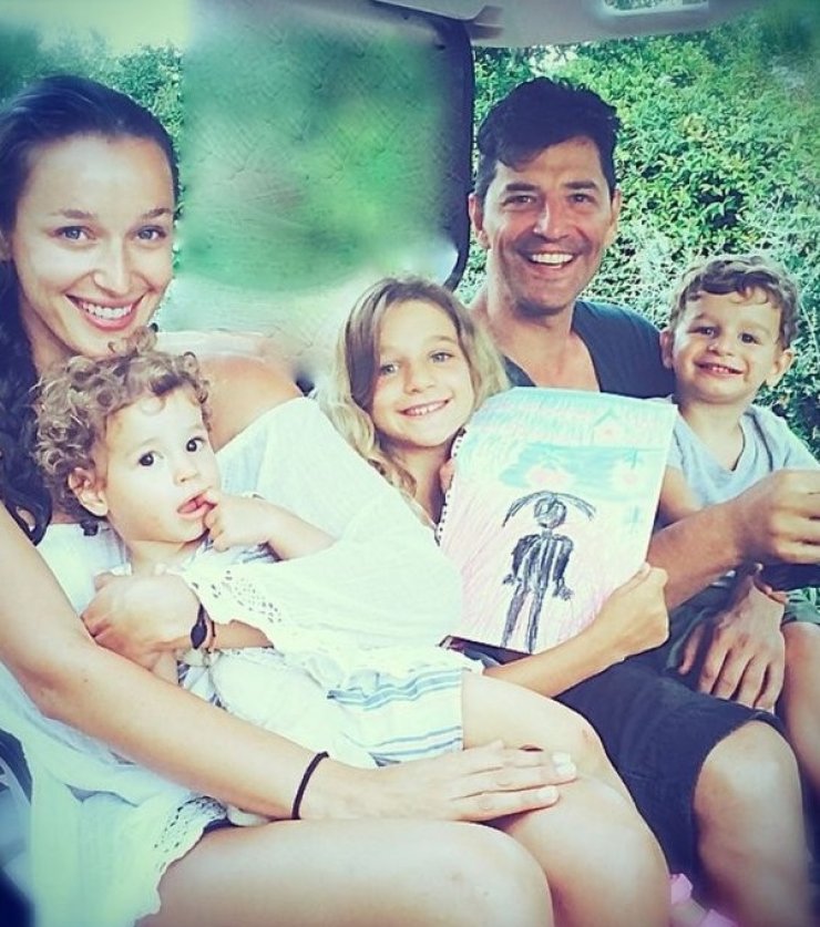 Η μικρή κόρη Ρουβά – Ζυγούλη μεγάλωσε και είναι μία κούκλα!