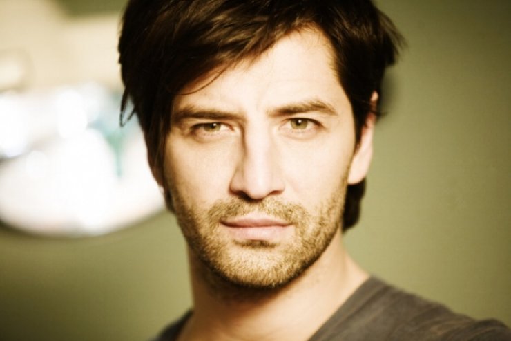 Ο Σάκης Ρουβάς σε μια μοναδική συναυλία στο Breeze! 