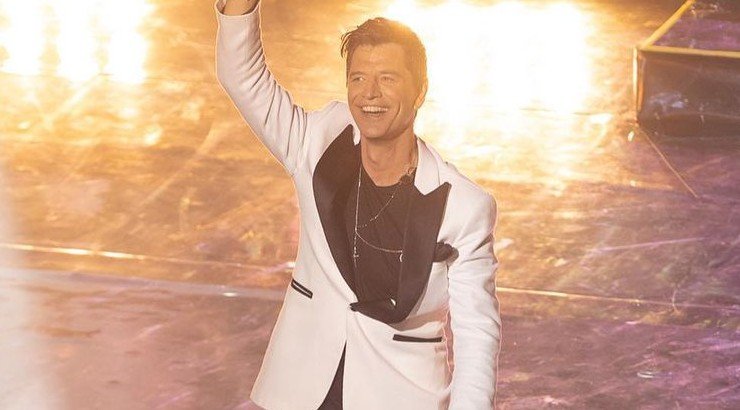 Σάκης Ρουβάς: Ο ξέφρενος χορός του σε πρόσφατη συναυλία στη Λεμεσό έγινε viral στο tik tok! [βίντεο]