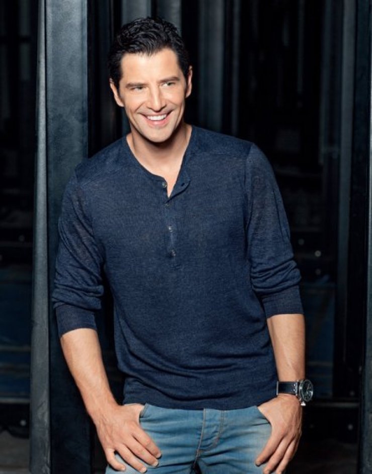 Σάκης Ρουβάς: Έπεσε θύμα ληστείας – Του "σήκωσαν" όλο το χρηματοκιβώτιο