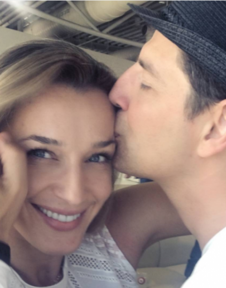 Επιτέλους το μάθαμε! Αυτός είναι ο λόγος που ο Σάκης Ρουβάς πήγε στον Άγιο Δομίνικο