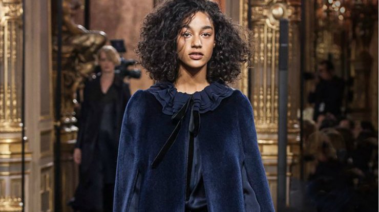 Royal blue: Επίλεξε το για κομψές και fashionable εμφανίσεις!