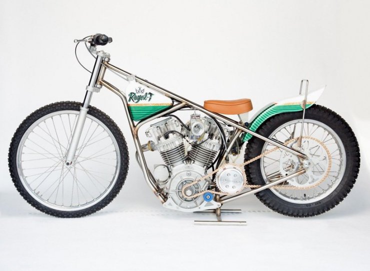 Ένα κλασσικό μοντέλο σε επανέκδοση