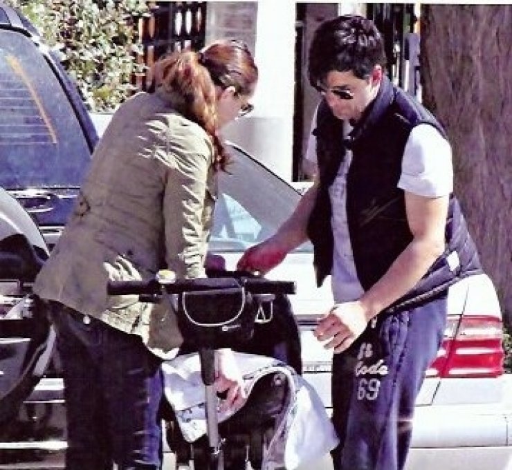  Δείτε για πρώτη φορά τη νεογέννητη κόρη των Ρουβά-Ζυγούλη