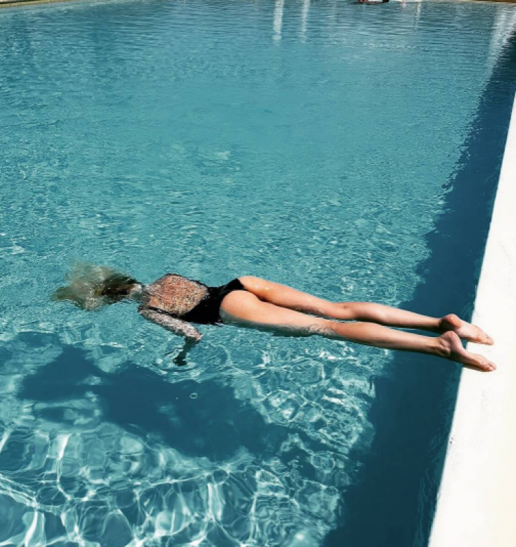 Επώνυμη Κύπρια αναστατώνει το instagram με τα σέξι οπίσθιά της!