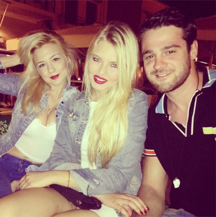 Ροζίτα Κεντάλα: Ποια είναι η σχέση της με τον Έλληνα ηθοποιό, Δημήτρη Λιακόπουλο; 