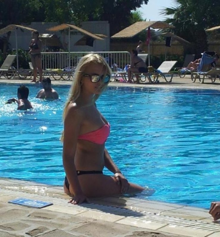 Ροζίτα Κεντάλα: Αναστάτωσε τους λουόμενους πισίνας του Πρωταρά