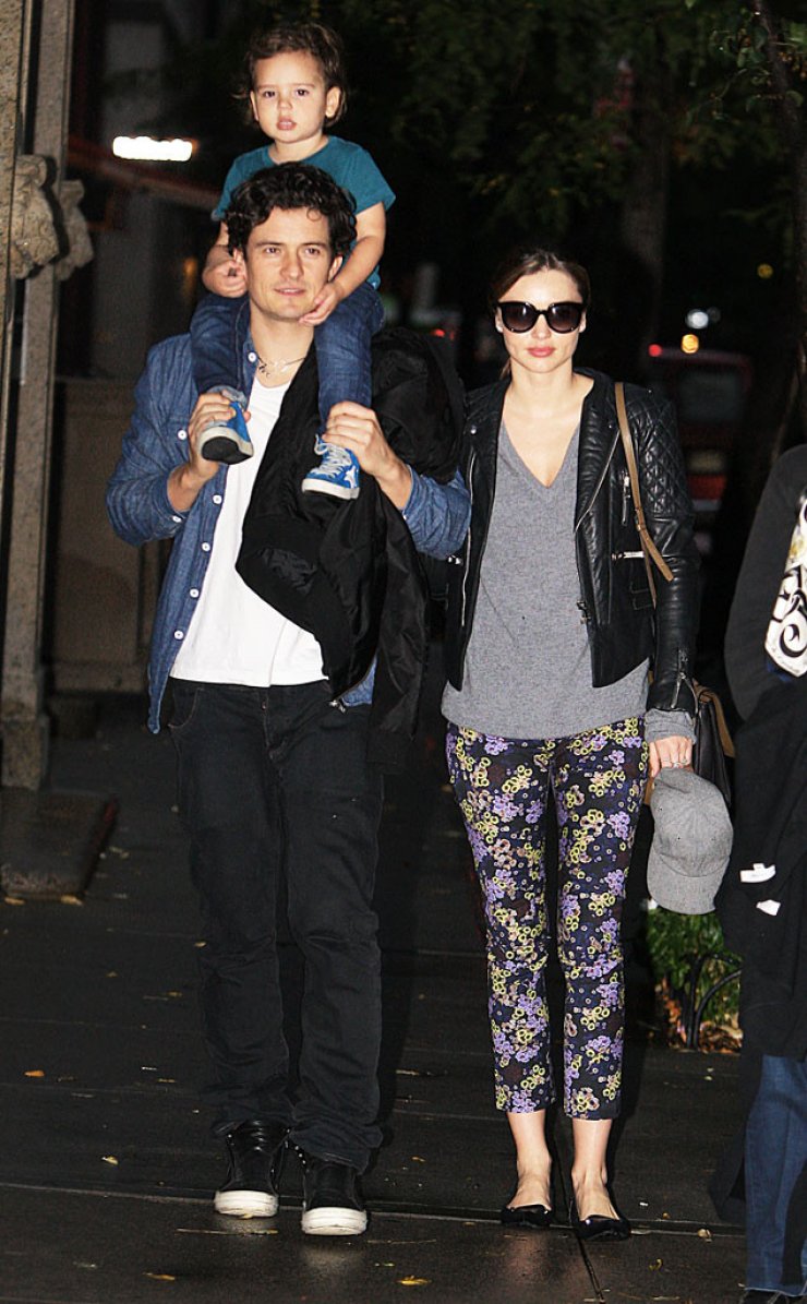 Δεν θα πιστεύετε με ποιον θα περάσει τις γιορτές η Miranda Kerr 