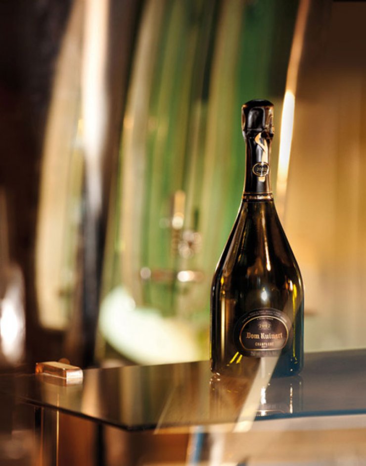 Σαμπάνια και χαβιάρι: μια βραδιά πολυτέλειας έρχεται