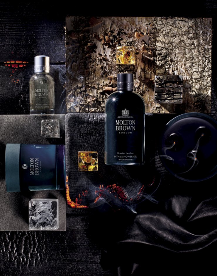 Russian Leather: Nέα, σκοτεινή και έντονη συλλογή του οίκου Molton Brown