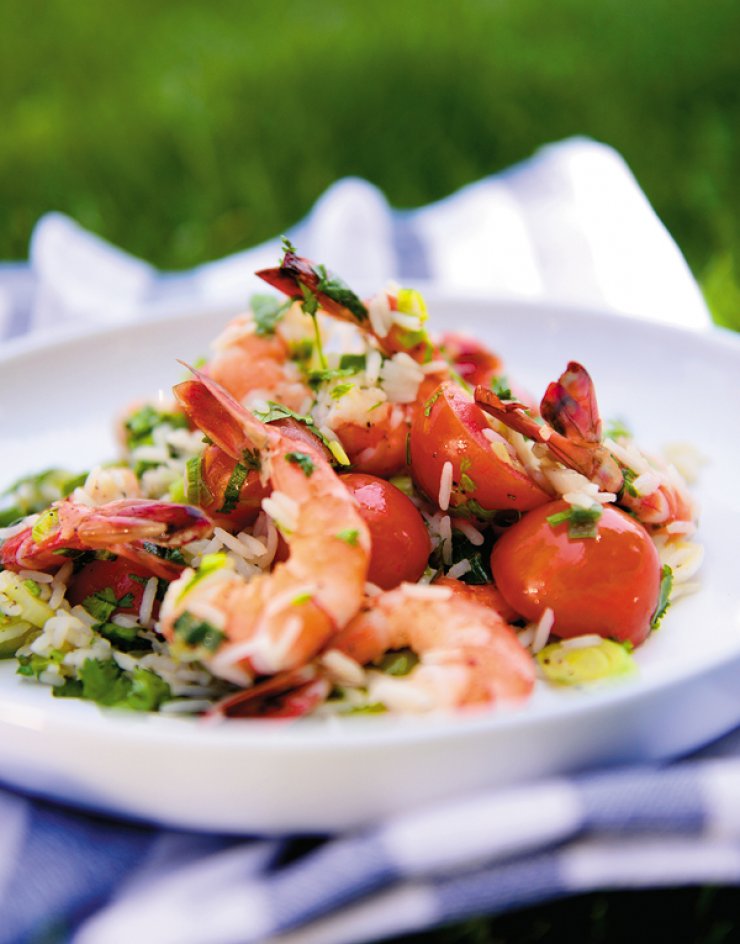 Ρύζι μπασμάτι σουρωτό με φρέσκο κρεμμυδάκι και κόλιανδρο