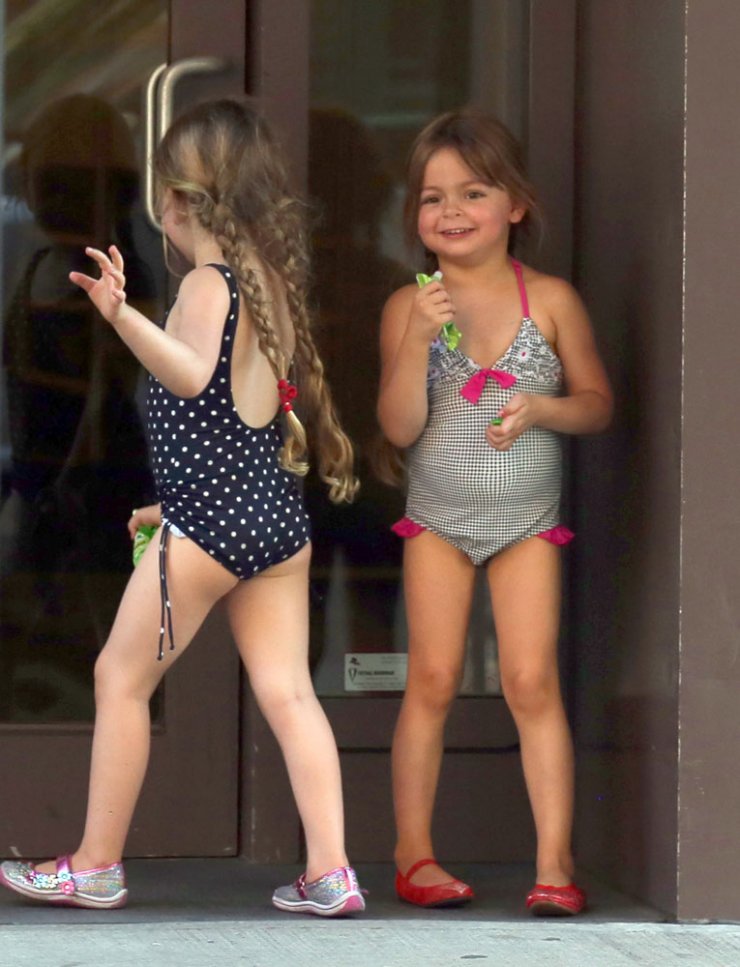 Δείτε τις μικρούλες της Sarah Jessica Parker έτοιμες για την παραλία [εικόνες]