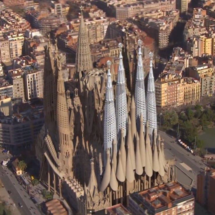 Η ολοκληρωμένη Sagrada Familia