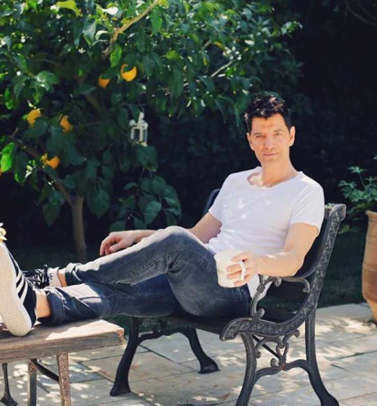 Η επίσημη απάντηση του Σάκη Ρουβά μετά τα δημοσιεύματα που θέλουν να έχουν δεσμευτεί οι λογαριασμοί του!