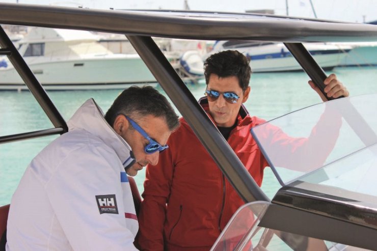 Η γκάφα του Λιάγκα: Μιλούσε με τον Ρουβά στη τηλεφωνική γραμμή του ραδιοφώνου και δεν το πήρε είδηση