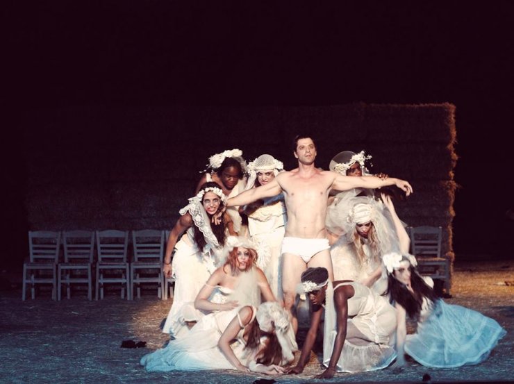 Σάκης Ρουβάς: Τι λέει για τις Βάκχες