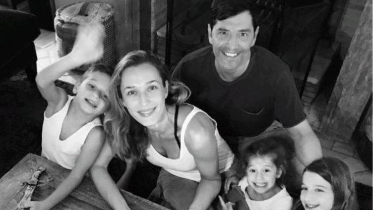 Σάκης Ρουβάς - Κάτια Ζυγούλη: Χαρούμενοι αποκάλυψαν τα ευχάριστα νέα "Ένα χριστουγεννιάτικο μωρό" 