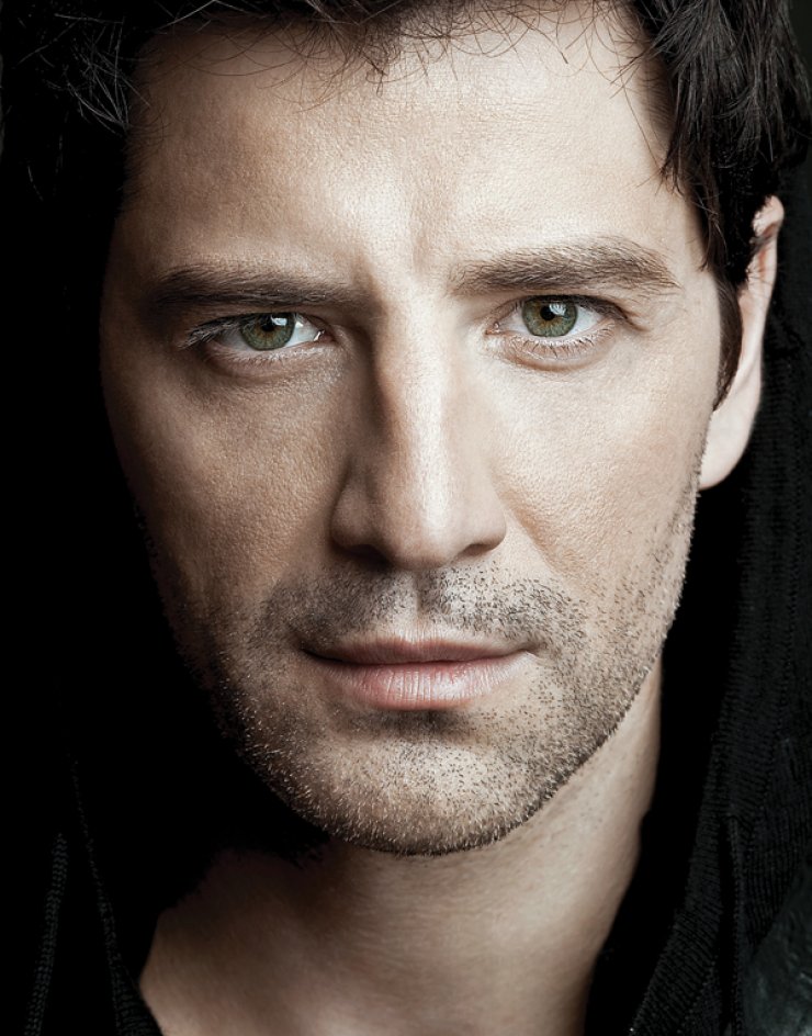 Νίκος Ρουβάς: Αυτός είναι ο μικρός αδερφός του Σάκη