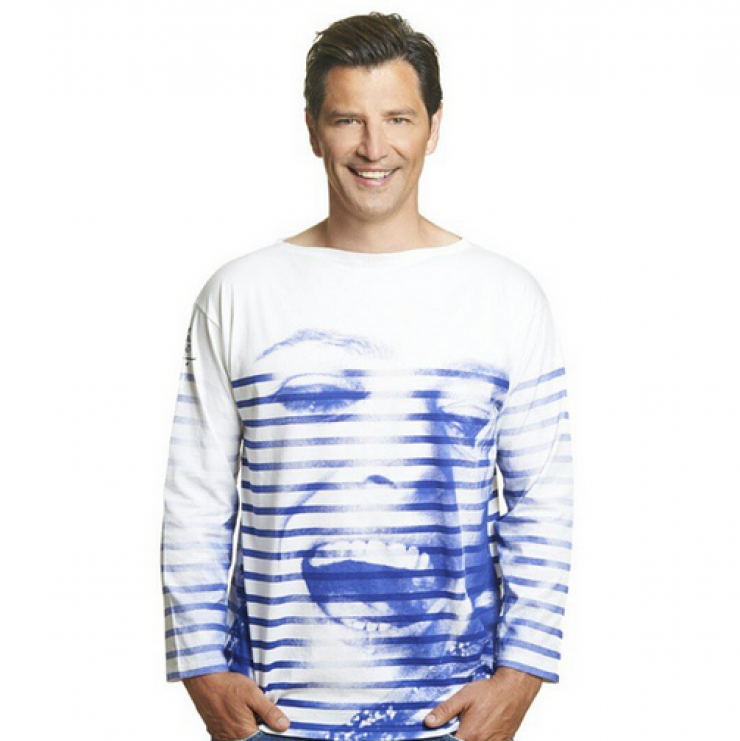 Σάκης Ρουβάς: Τι κάνει στο νησί μας ο κορυφαίος σταρ;