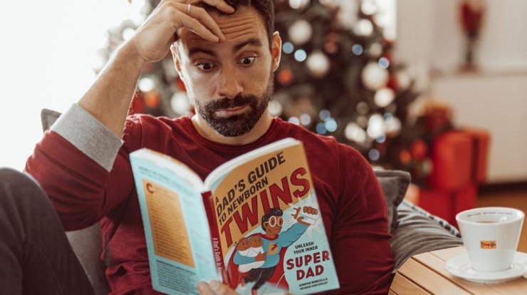 Σάκης Τανιμανίδης: Τι είναι αυτό που κάνει όταν αντικρίζει τη φουσκωμένη κοιλίτσα της συζύγου του;