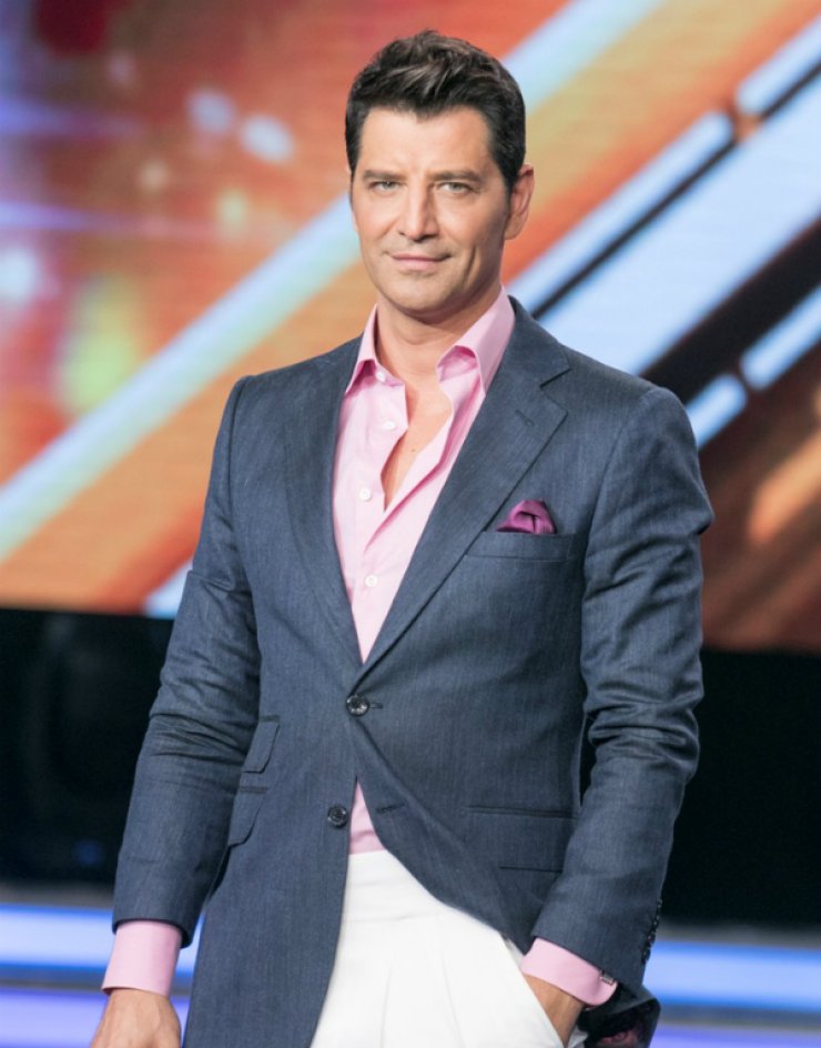 Απόψε ο ημιτελικός του "X-Factor" με ντουέτα έκπληξη από καταξιωμένους καλλιτέχνες με τους φιναλίστ!