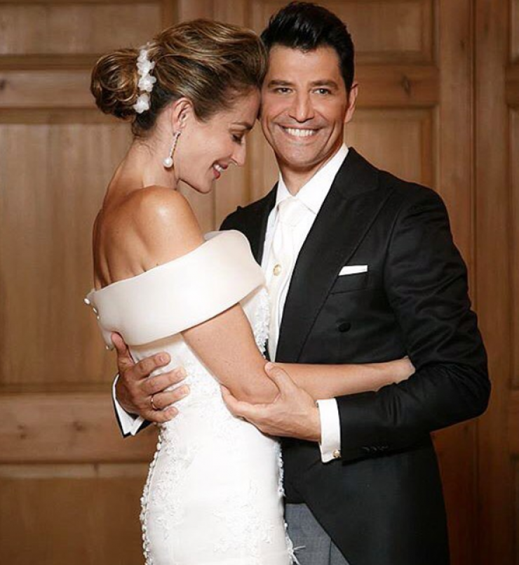 Δείτε ποιοι καλλιτέχνες τραγούδησαν στον γάμο Ρουβά – Ζυγούλη! [βίντεο]