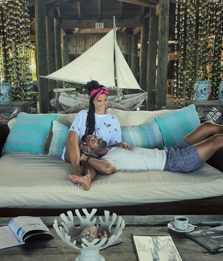 Full in love! Ο Σάκης Τανιμανίδης και η Χριστίνα Μπόμπα στο κρεβάτι!