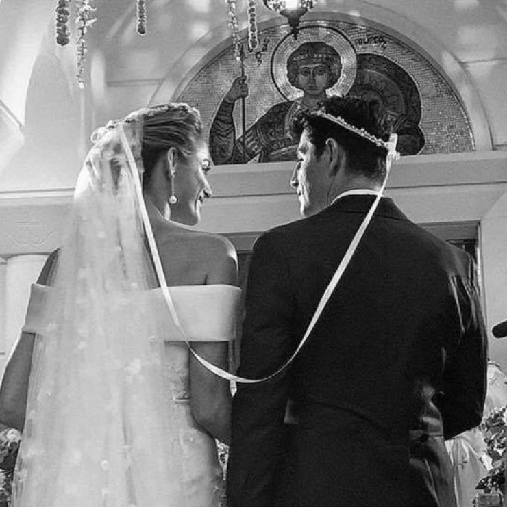 Η πιο εντυπωσιακή τούρτα για τα γενέθλια της Κάτιας Ζυγούλη την επόμενη ημέρα του γάμου με τον Σάκη Ρουβά!