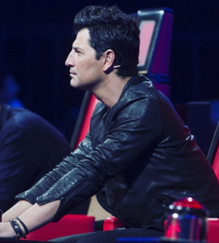 Σάκης Ρουβάς: Δείτε πως στηρίζει τους παίκτες της ομάδας του στο “The Voice”