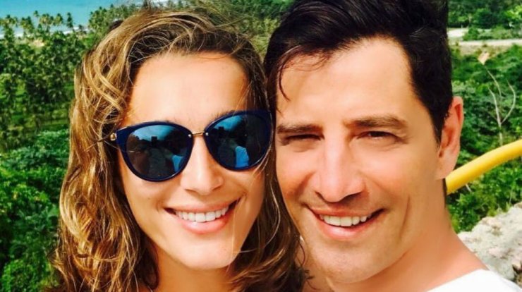 Σάκης Ρουβάς - Κάτια Ζυγούλη: Η ρομαντική τους εικόνα με θέα το ηλιοβασίλεμα 