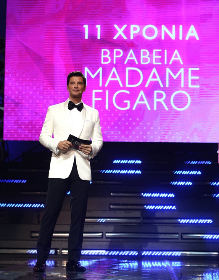 Ο κορυφαίος σταρ Σάκης Ρουβάς καταχειροκροτήθηκε από το κοινό στο Δημοτικό Θέατρο Στροβόλου