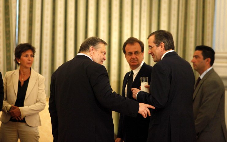 Σαμαράς-Βενιζέλος πήγαν μαζί και άκουσαν… Φουρέιρα σε γάμο τραπεζίτη