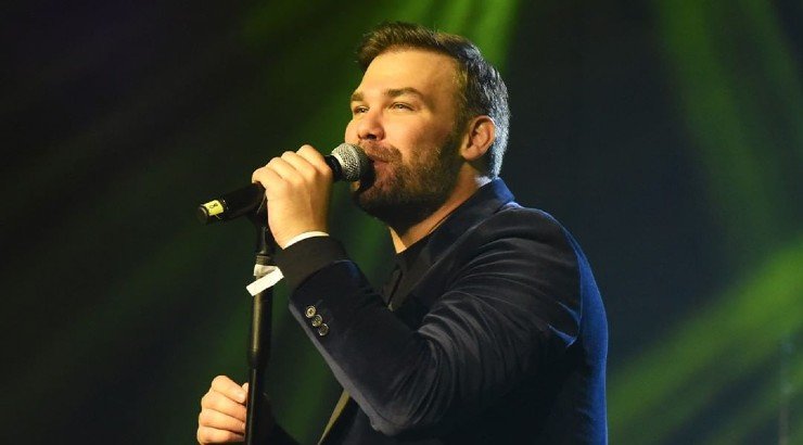 Γιώργος Σαμπάνης: Τον ρώτησαν για τον Snik και δεν έκρυψε την αμηχανία του on camera! [βίντεο]