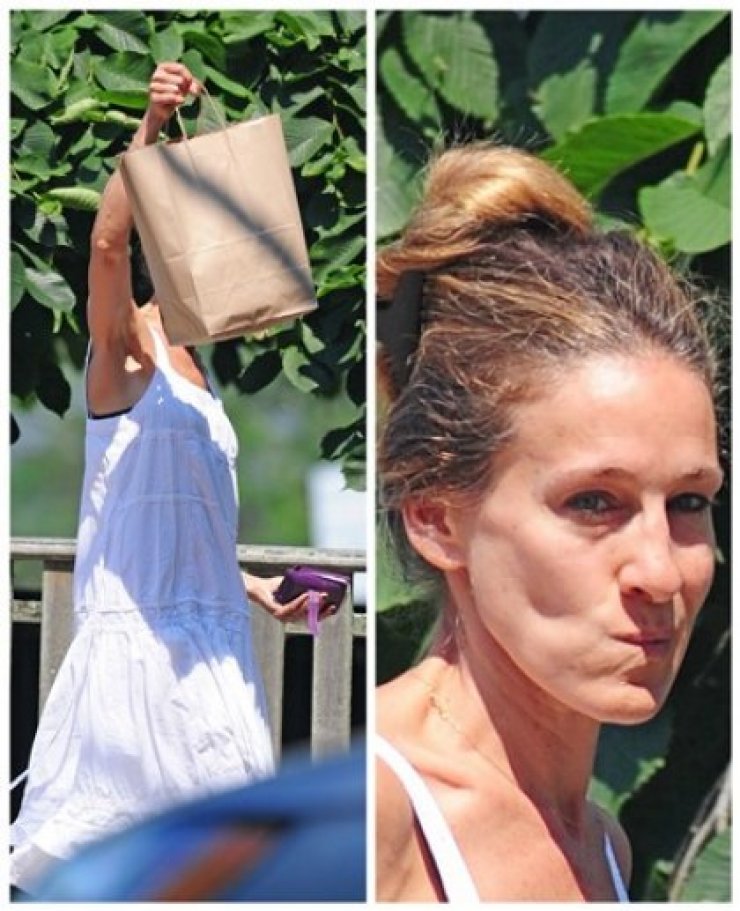  Η Sarah Jessica Parker άβαφη και άσχημη κρύβεται πίσω από μια χάρτινη τσάντα