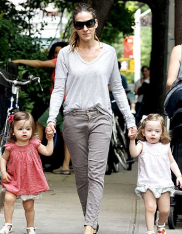 Sarah Jessica Parker: Μία πολύ σπάνια εμφάνιση με τις κούκλες δίδυμες κόρες της!