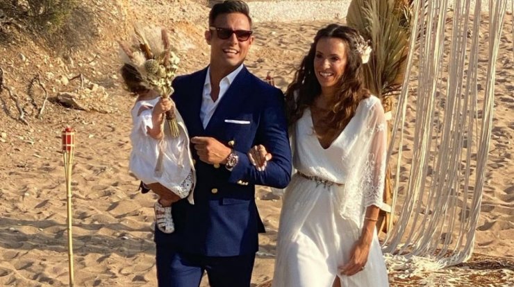  Πούμπουρας - Θεοχαρίδη: Εντοπίσαμε το φωτογραφικό άλμπουμ του γάμου και της βάφτισης της κόρης τους [εικόνες]